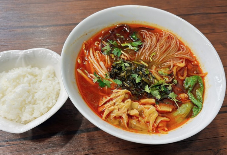  激辛麻辣タン（春雨）